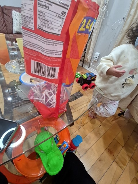 Chupa Chups Lollipops, Mini Assorted Flavours, 240 Count - Image 3