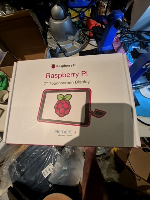 Raspberry Pi Official 7" Touch Screen Display with 10 Finger Capacitive Touch